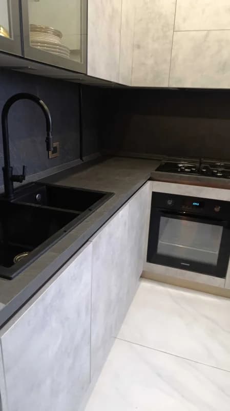 Modern Kitchen Installation