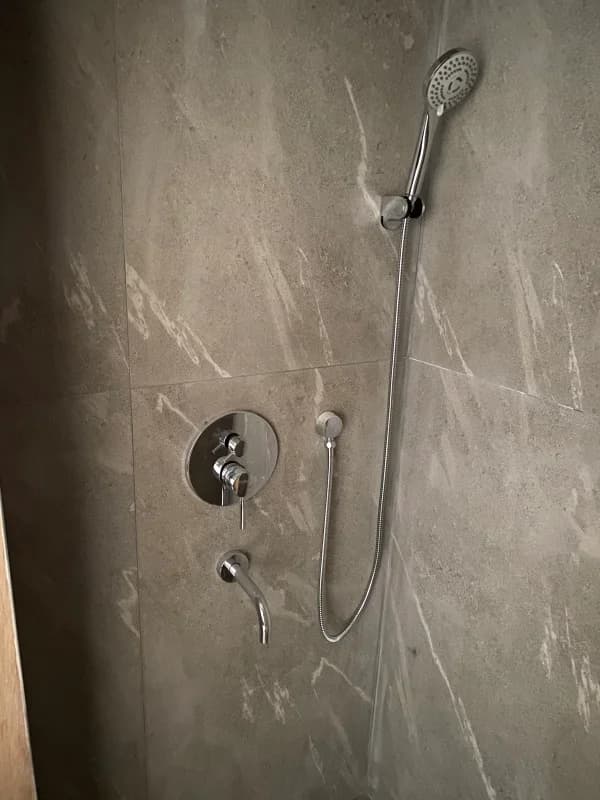 Ներկառուցվող դուշի տեղադրում