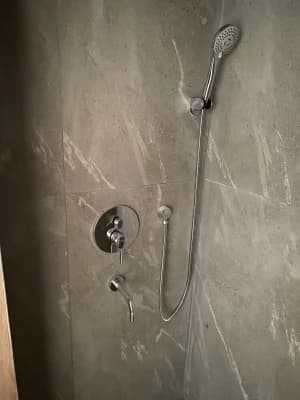 Ներկառուցվող դուշի տեղադրում